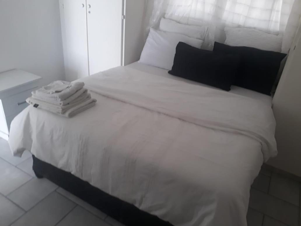 The Apartment On Katherine Street In Central Sandton Johannesburg Esterno foto