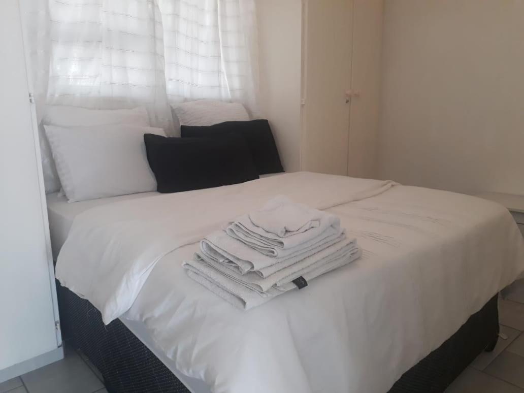 The Apartment On Katherine Street In Central Sandton Johannesburg Esterno foto
